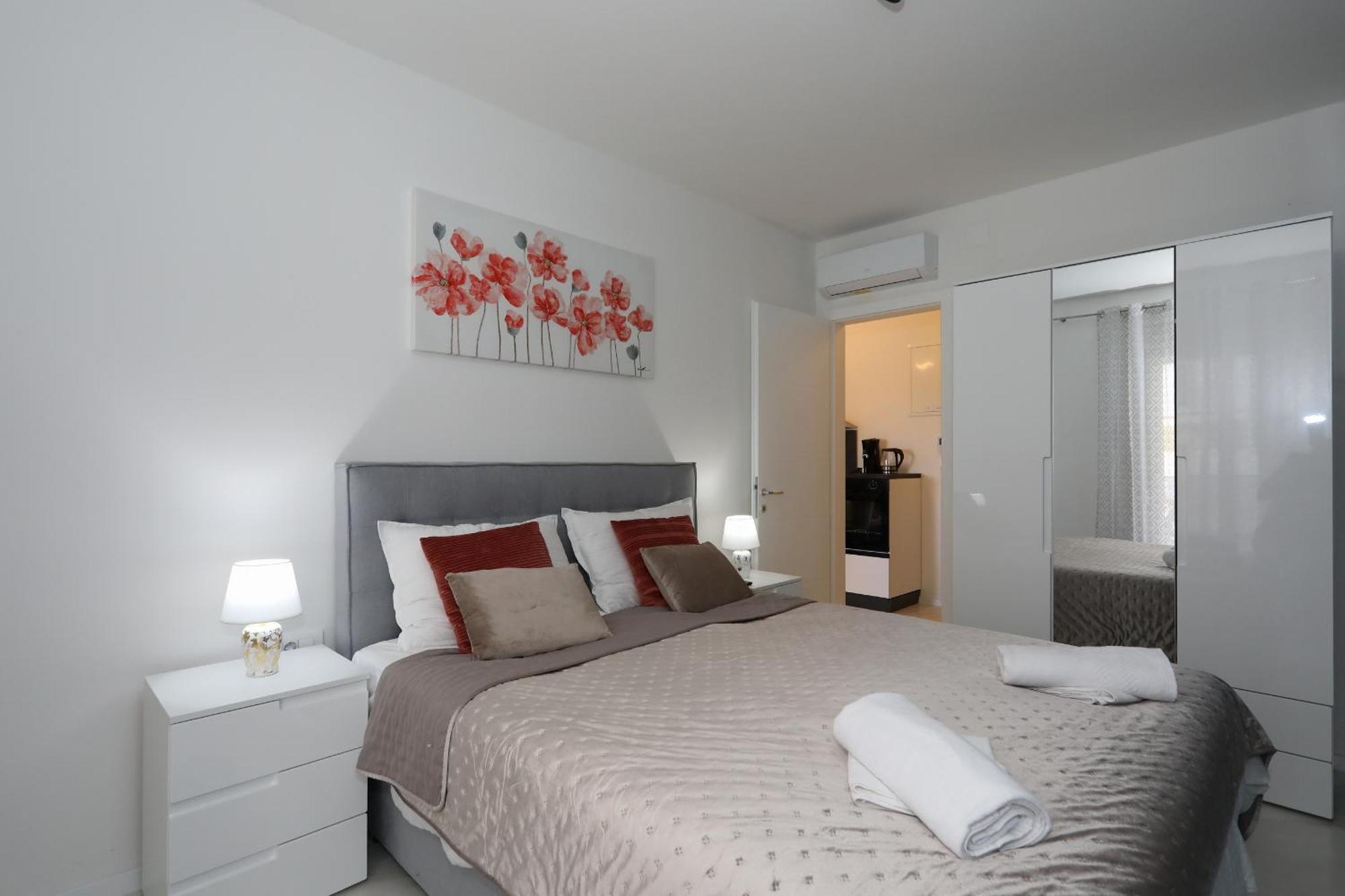 Apartment Relex With Pool & Jacuzzi Privlaka  Kültér fotó