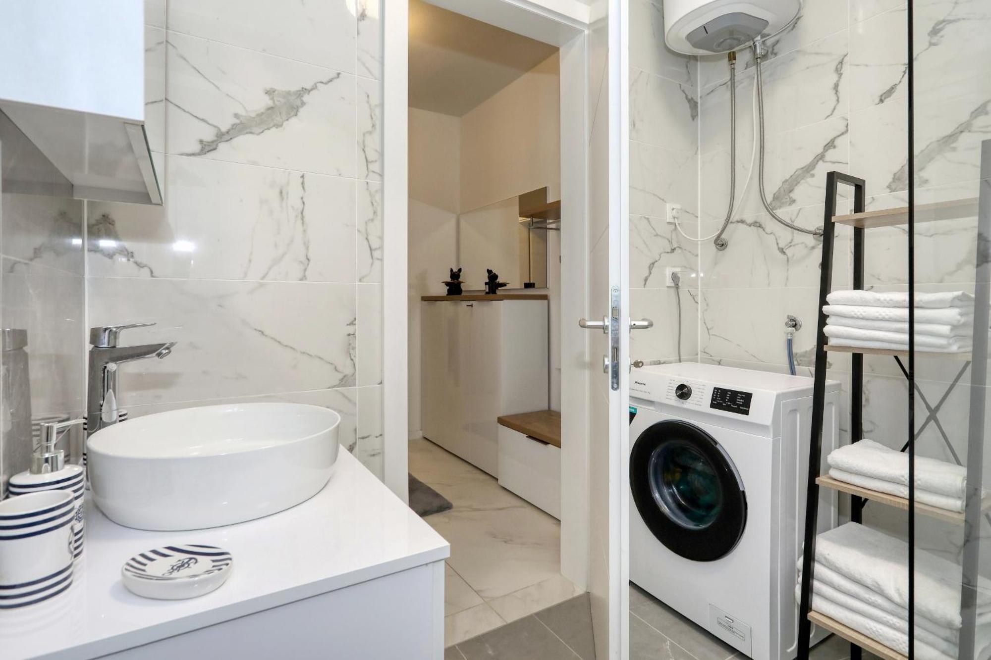 Apartment Relex With Pool & Jacuzzi Privlaka  Kültér fotó