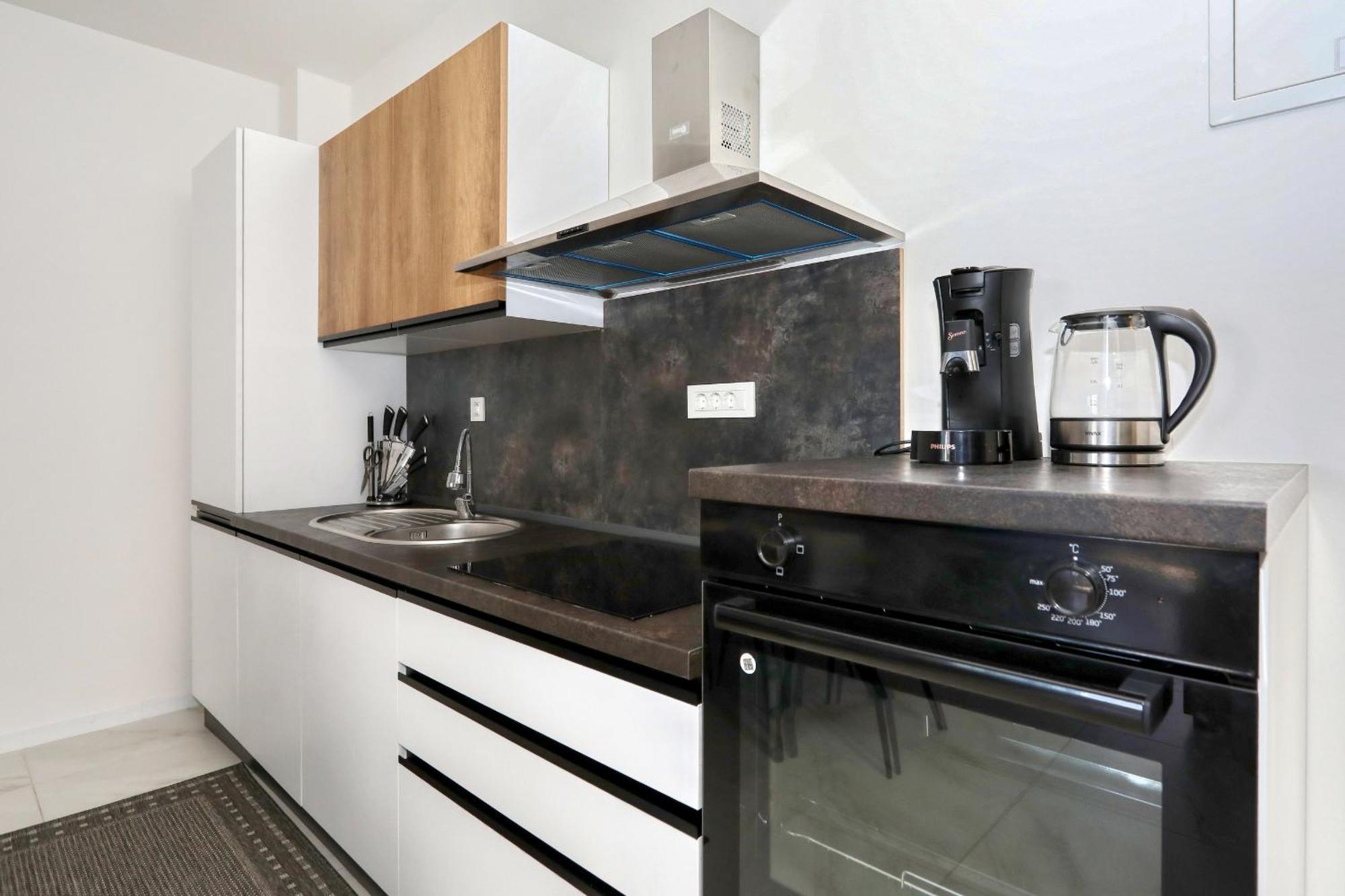 Apartment Relex With Pool & Jacuzzi Privlaka  Kültér fotó